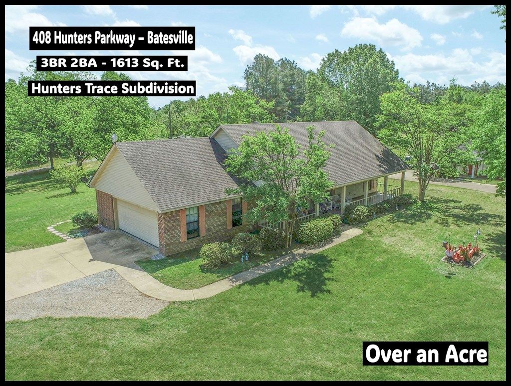 Photo of 408 Hunters Parkway, BATESVILLE, MS 38606 (MLS # 167342)