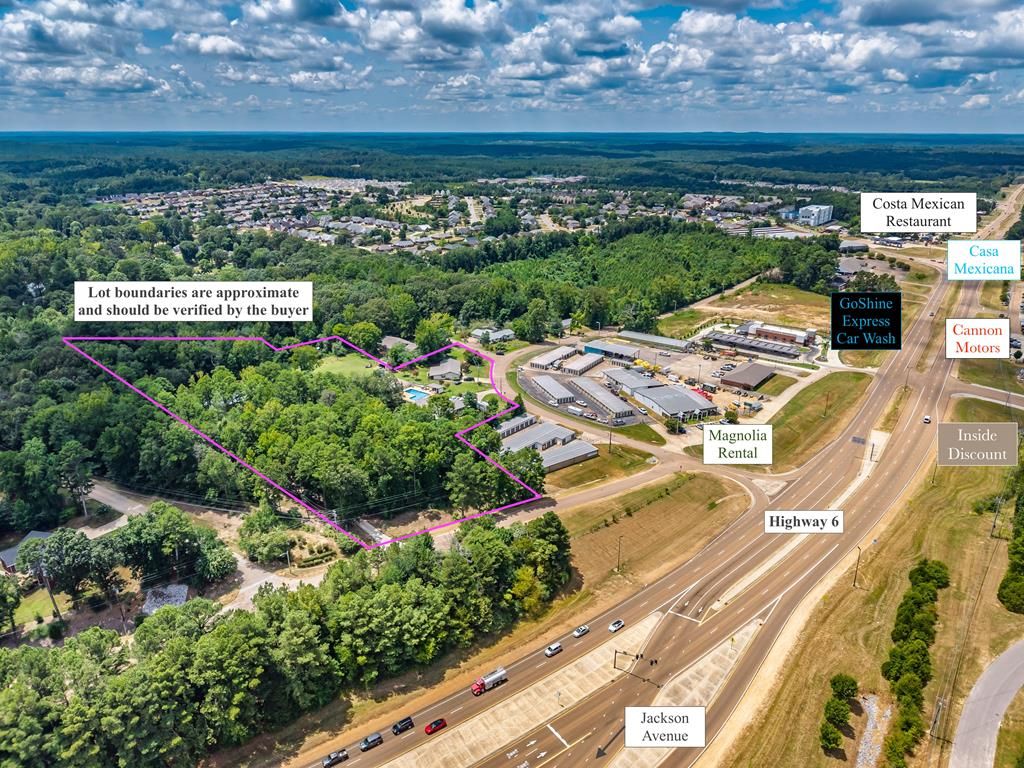 Photo of 7 Howell Loop, 9 Howell Loop, 3219 Fielder Lane, OXFORD, MS 38655 (MLS # 164617)