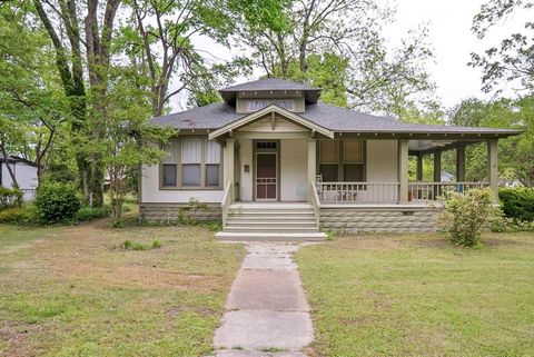 Photo of 197 West, BATESVILLE, MS 38606 (MLS # 167251)