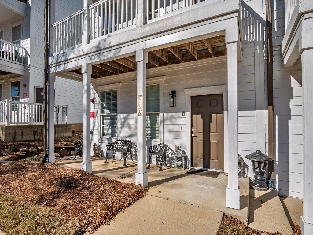 Photo of 230 Town Center Dr, OXFORD, MS 38655 (MLS # 162270)