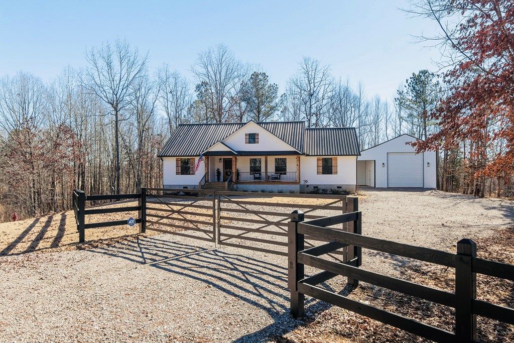 Photo of 35 Duncan Cove, IUKA, MS 38852 (MLS # 166785)