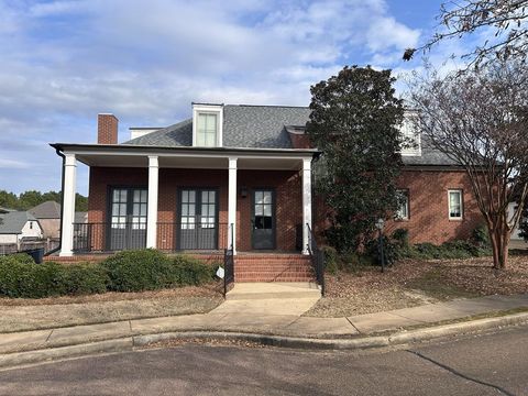 Photo of 111 Fern Cove, OXFORD, MS 38655 (MLS # 162138)