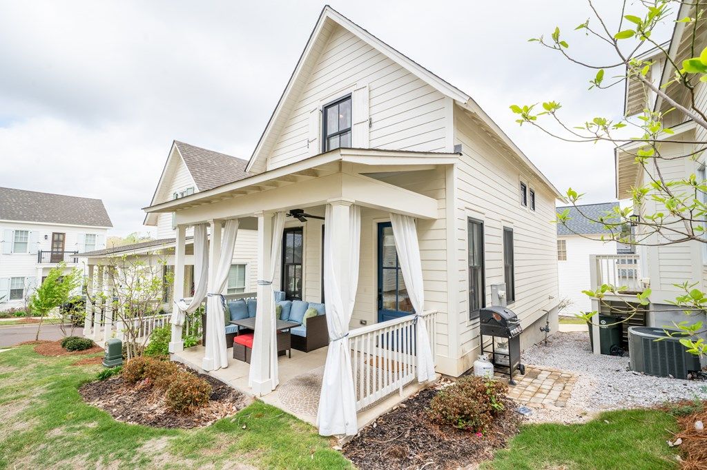 Photo of 211 Lucius Lane, OXFORD, MS 38655 (MLS # 167039)