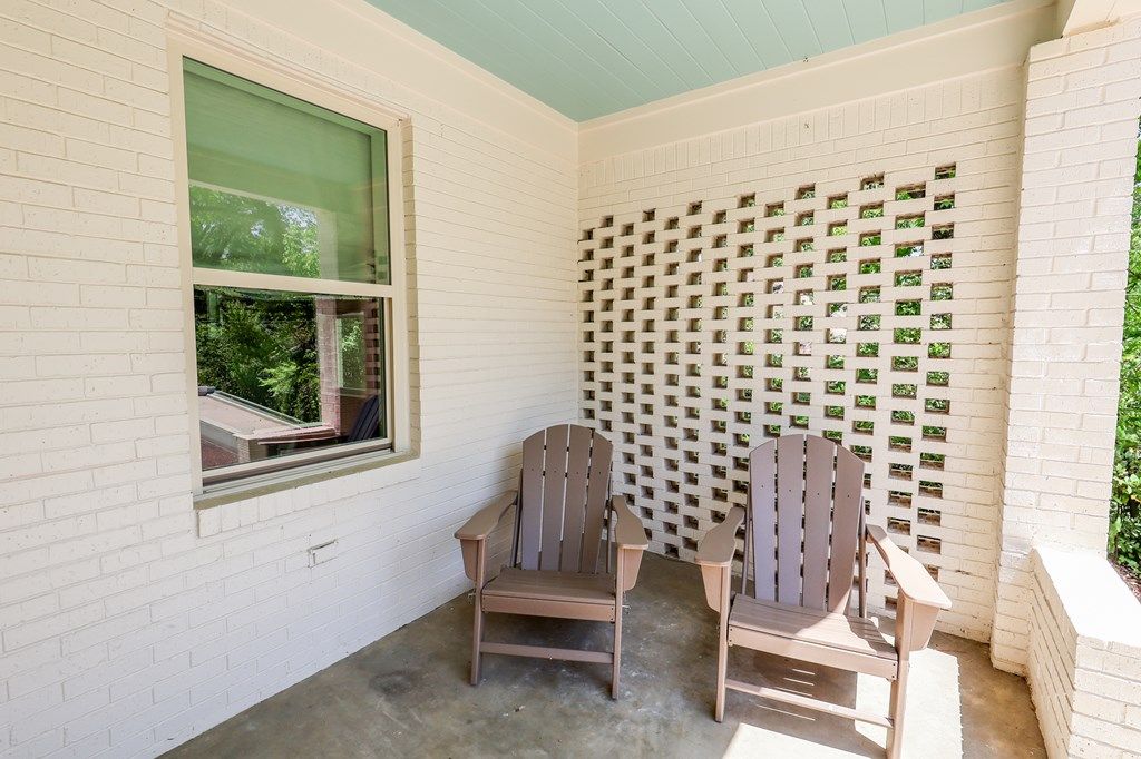 Photo of 1407 Pierce, OXFORD, MS 38655 (MLS # 167235)