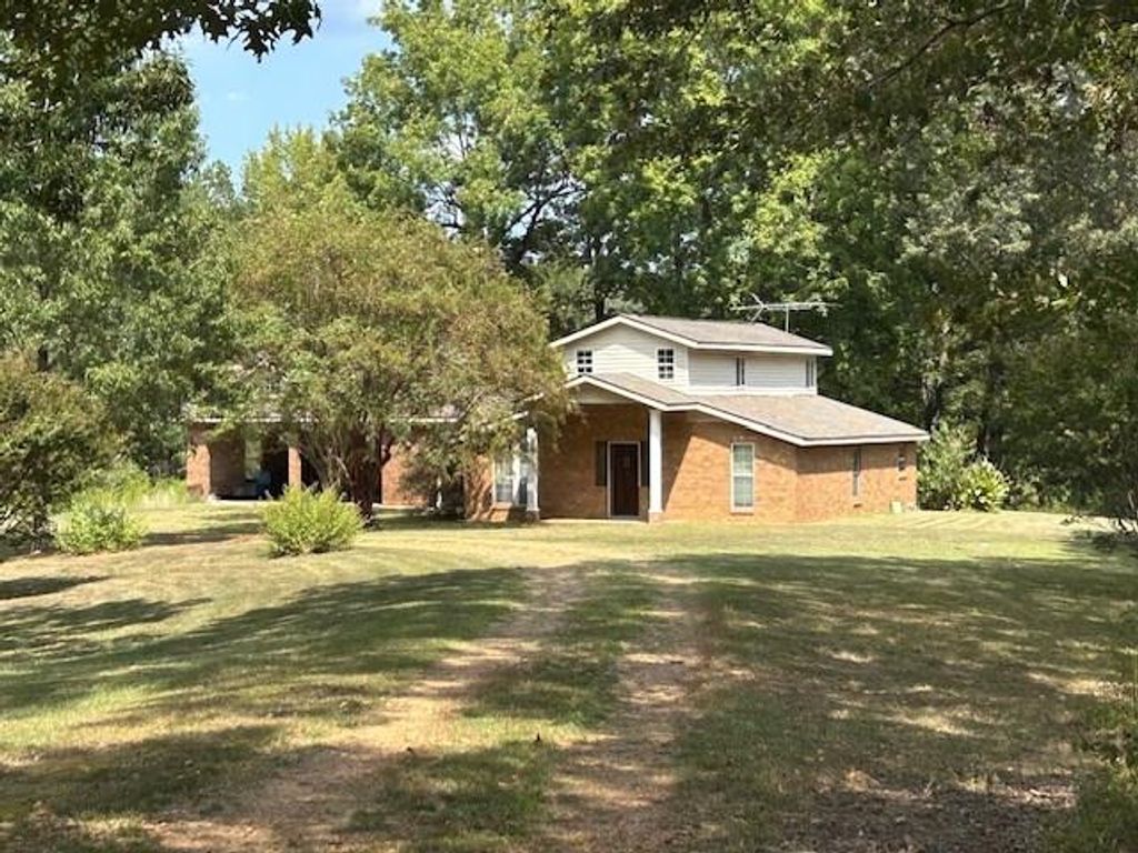 Photo of 219 Heafner, BATESVILLE, MS 38606 (MLS # 161585)