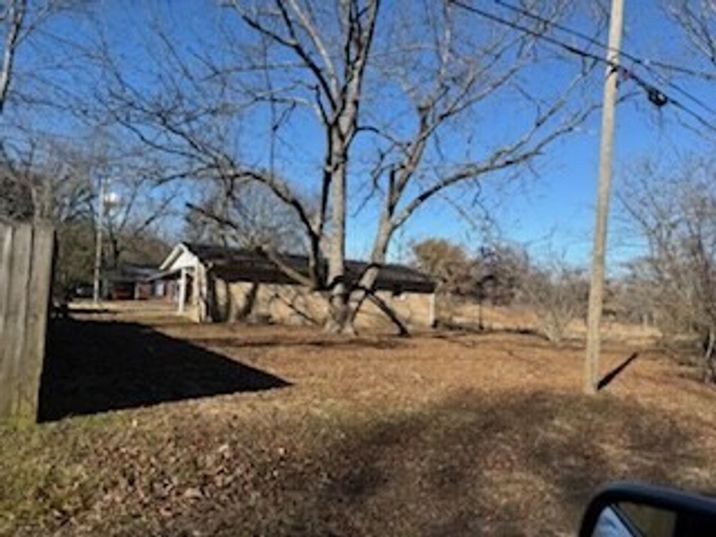 Photo of 277 Chicksaw Street, HOLLY SPRINGS, MS 38635 (MLS # 164372)