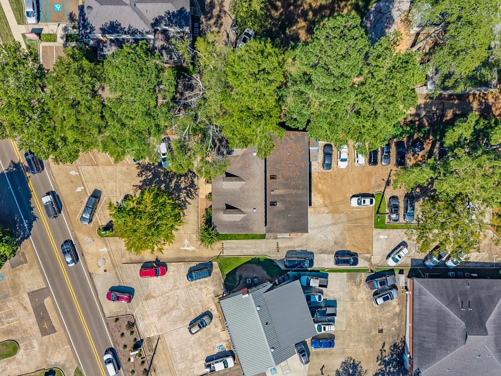 Photo of 2155 South Lamar Blvd, OXFORD, MS 38655 (MLS # 161888)