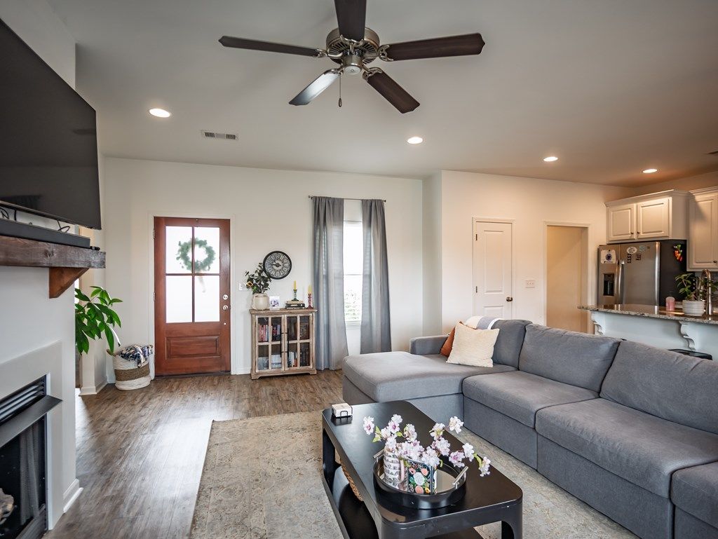 Photo of 3004 Blackbriar Dr, OXFORD, MS 38655 (MLS # 167018)