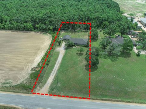 Photo of 2336 Dummyline Road, BATESVILLE, MS 38606 (MLS # 167575)