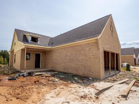 Photo of 452 South Grove Drive, OXFORD, MS 38655 (MLS # 161218)
