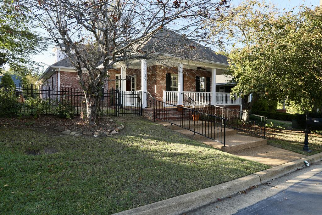 Photo of OXFORD, MS 38655 (MLS # 168723)