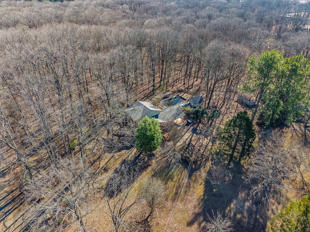 Photo of 104 Shagbark Drive, BATESVILLE, MS 38606 (MLS # 164442)