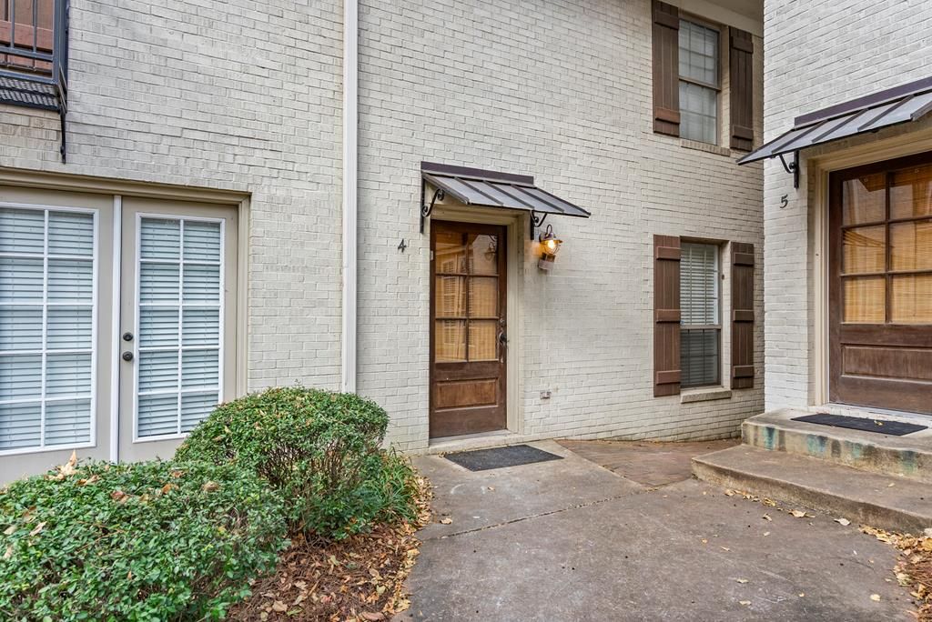 Photo of 1001 Jefferson Ave unit 4 Ave, OXFORD, MS 38655 (MLS # 162146)