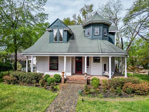 Photo of 706 South Lamar Blvd, OXFORD, MS 38655 (MLS # 167114)