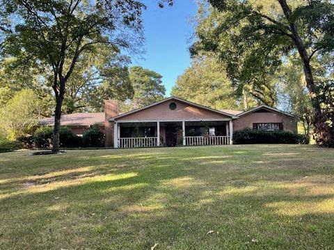 Photo of 698 Hwy 6 West, OXFORD, MS 38655 (MLS # 161383)