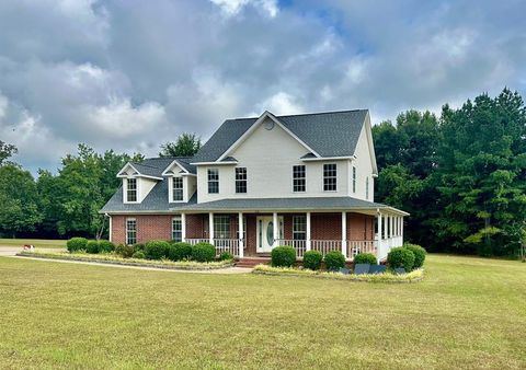 Photo of 110 Lakes Drive South, OXFORD, MS 38655 (MLS # 161328)