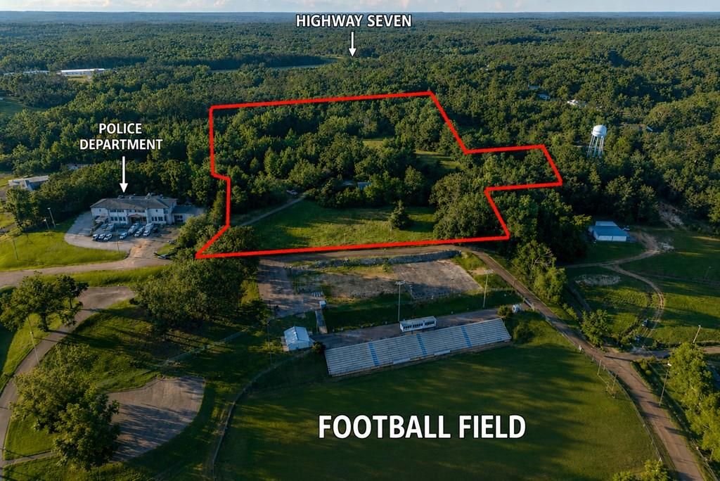 Photo of 1013 Community Park Drive, WATER VALLEY, MS 38965 (MLS # 167627)