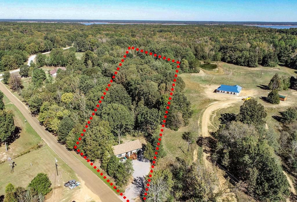 Photo of 2650 Cr 170, OAKLAND, MS 38948 (MLS # 162300)