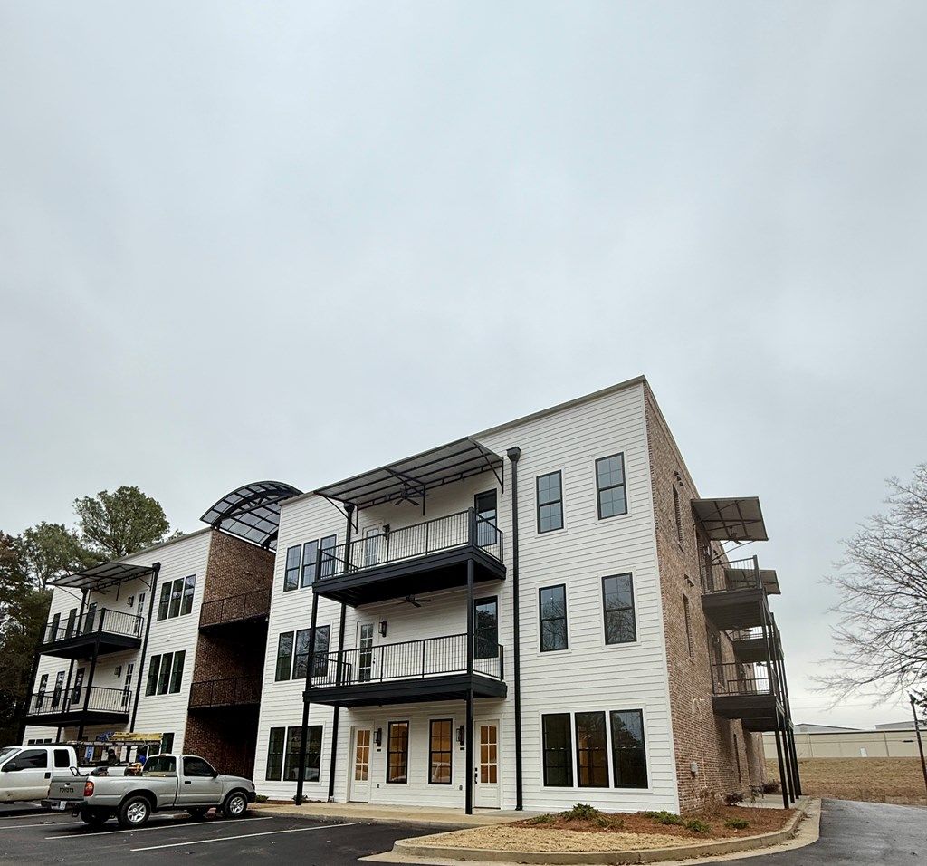 Photo of Unit 303 1007 Mistilis Cv, OXFORD, MS 38655 (MLS # 164556)