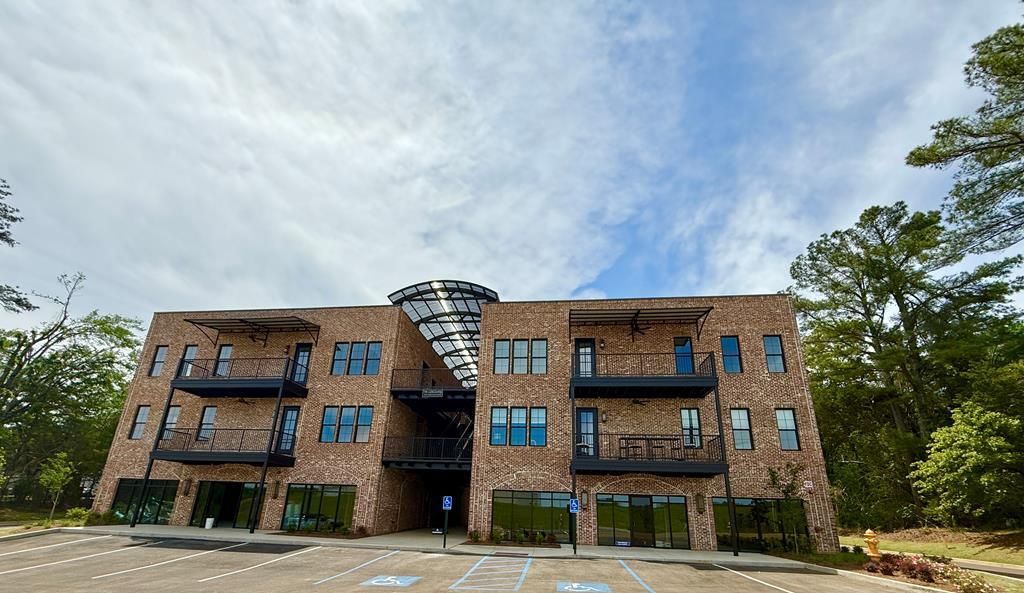 Photo of Unit 303 1007 Mistilis Cv, OXFORD, MS 38655 (MLS # 164556)