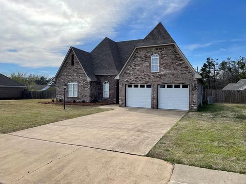 Photo of 159 Yocona Ridge Road, OXFORD, MS 38655 (MLS # 164757)