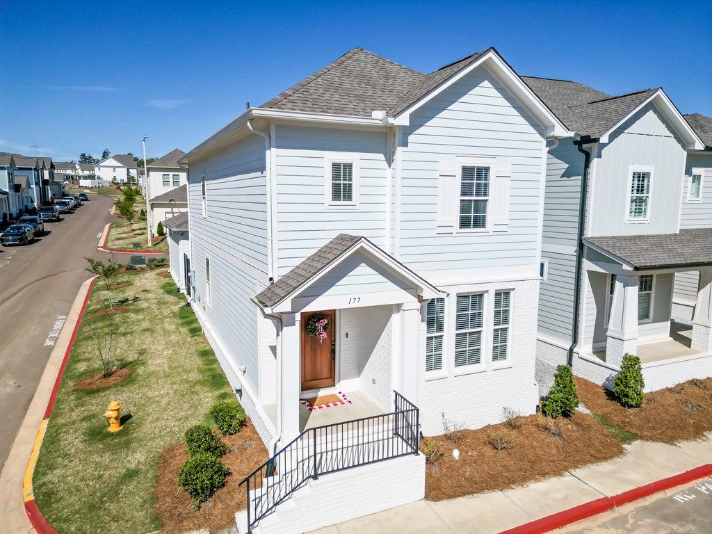 Photo of 177 Honeysuckle Way, OXFORD, MS 38655 (MLS # 167116)