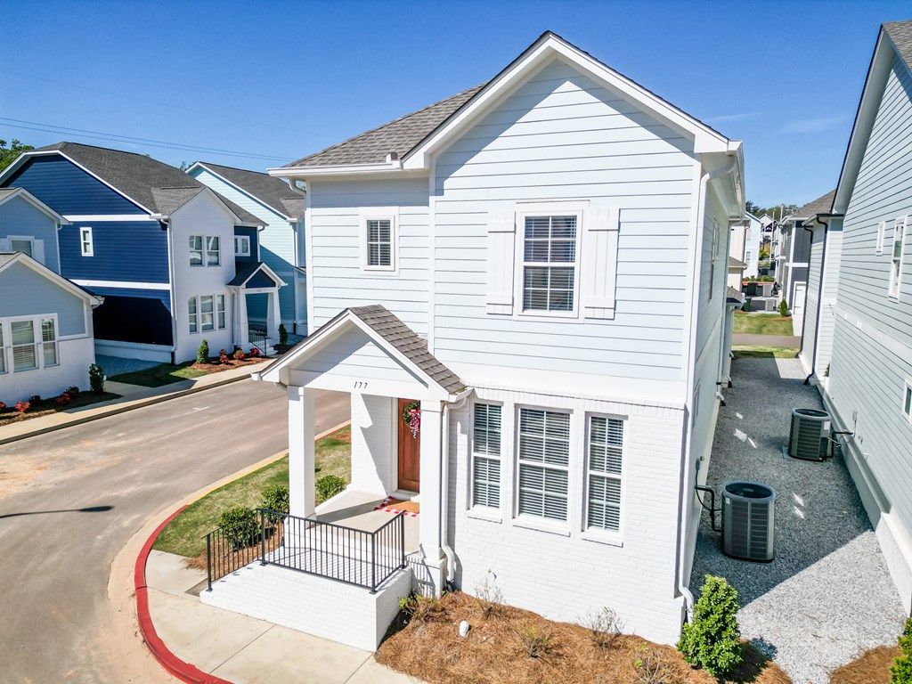 Photo of 177 Honeysuckle Way, OXFORD, MS 38655 (MLS # 167116)