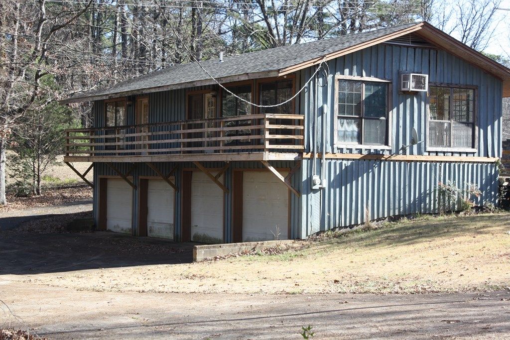 Photo of 113 Shagbark Dr, BATESVILLE, MS 38606 (MLS # 162315)