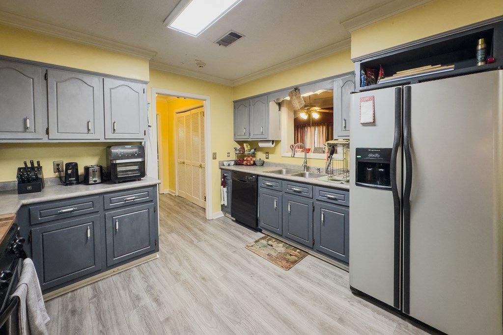 Photo of 564 North Strong Street, DERMA, MS 38839 (MLS # 162317)