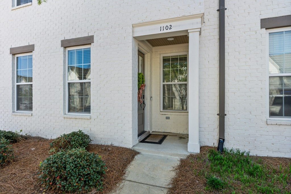 Photo of 102 Farm View #1102 Vw, OXFORD, MS 38655 (MLS # 167111)