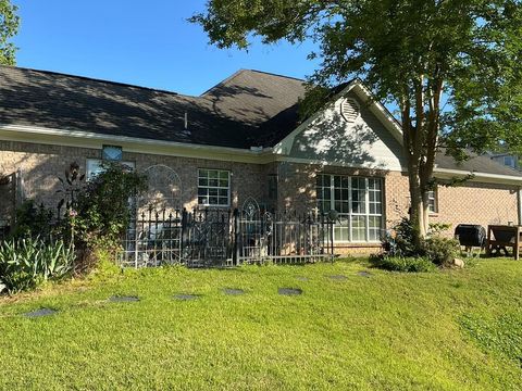 Photo of 1200 Azalea Cove, OXFORD, MS 38655 (MLS # 167449)