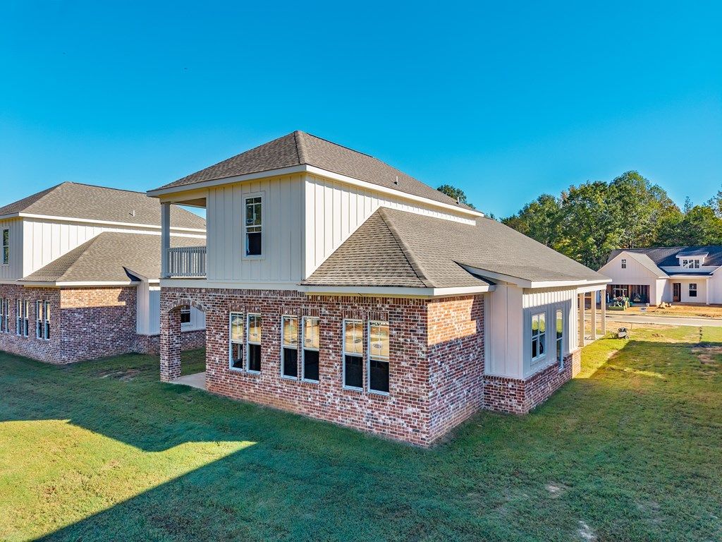 Photo of 4905 S Lamar Blvd, OXFORD, MS 38655 (MLS # 162000)