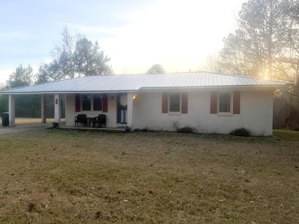 Photo of 398 Lane Road, POTTS CAMP, MS 38659 (MLS # 162353)