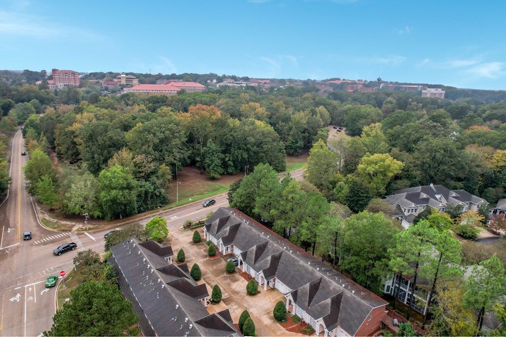 Photo of 109 Carriage Cove, OXFORD, MS 38655 (MLS # 162009)