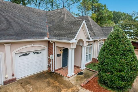 Photo of 109 Carriage Cove, OXFORD, MS 38655 (MLS # 162009)