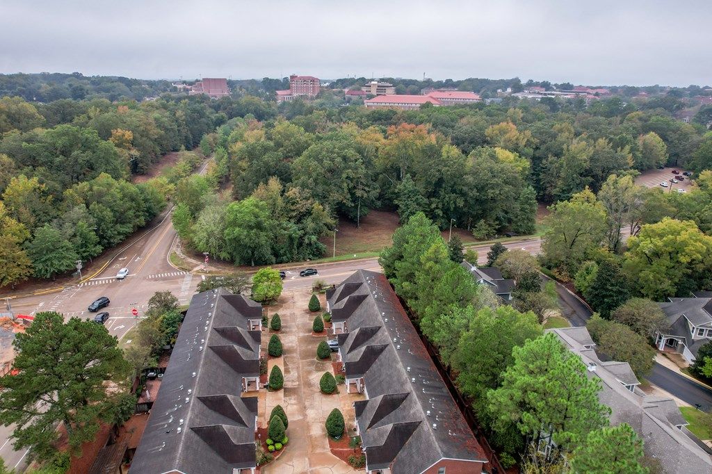 Photo of 109 Carriage Cove, OXFORD, MS 38655 (MLS # 162009)