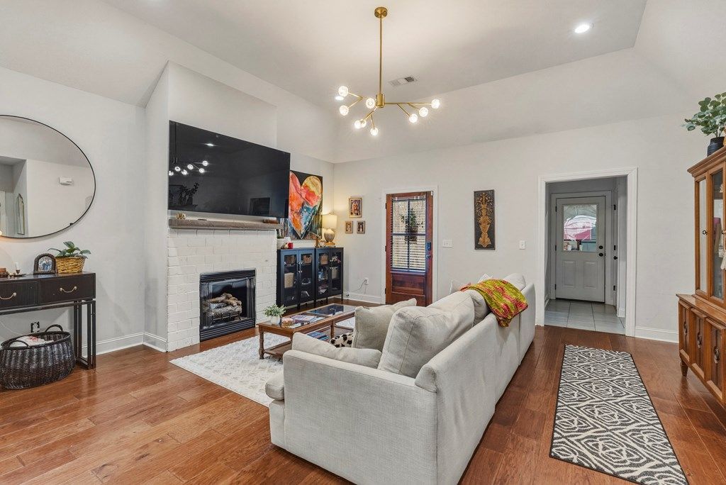 Photo of 115 Brookside Dr, OXFORD, MS 38655 (MLS # 164725)