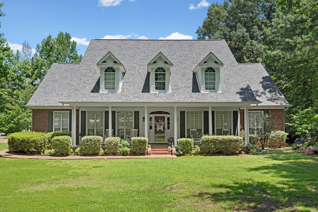 Photo of 6460 Autumn Oaks Drive, OLIVE BRANCH, MS 38654 (MLS # 167873)