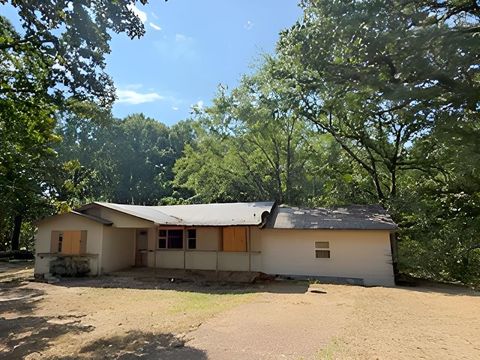 Photo of 3123 ColdSprings Road, SARDIS, MS 38666 (MLS # 161791)