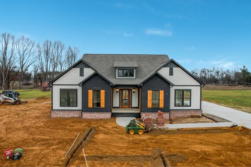 Photo of 803 Oxford Loop, NEW ALBANY, MS 38652 (MLS # 162098)