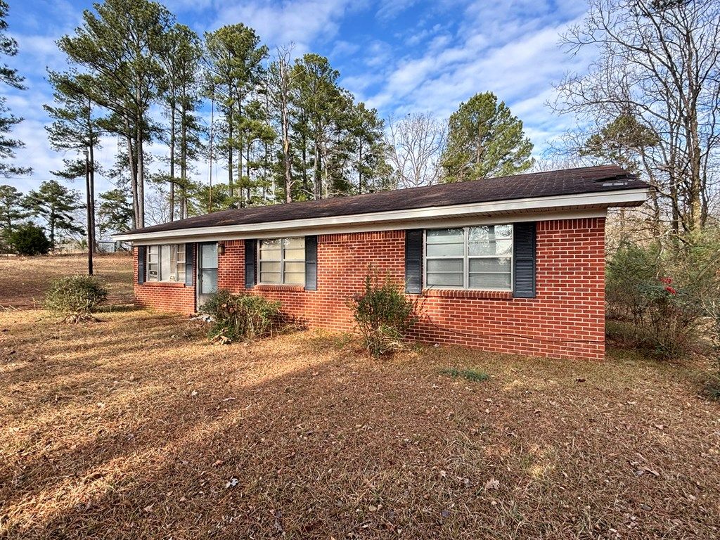 Photo of 11655 Highway 330, COFFEEVILLE, MS 38922 (MLS # 164470)