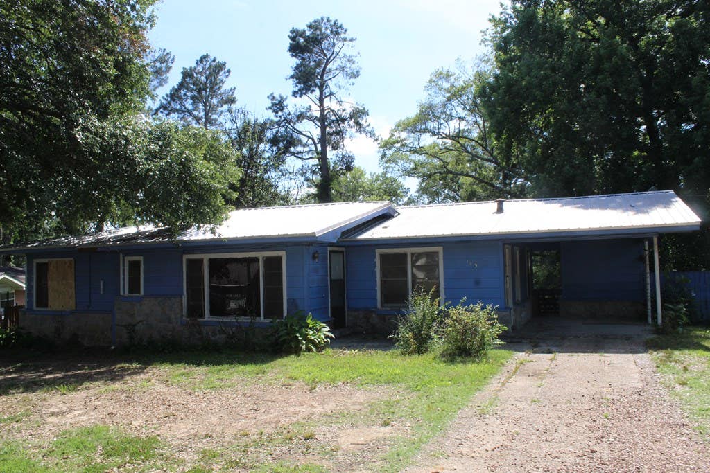 Photo of 103 Rodrich Street, GRENADA, MS 38901 (MLS # 167653)