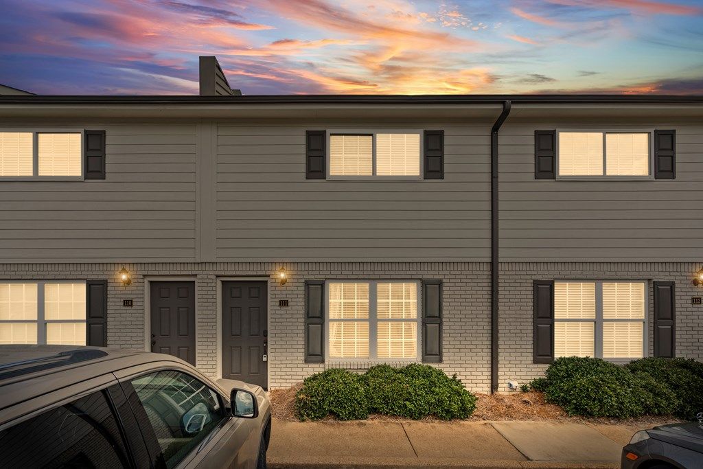 Photo of 111 1802 West Jackson Avenue, OXFORD, MS 38655 (MLS # 166827)