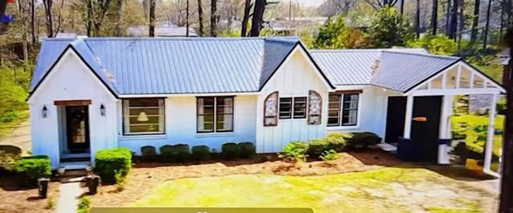 Photo of 188 North Main Street, PONTOTOC, MS 38863 (MLS # 164419)