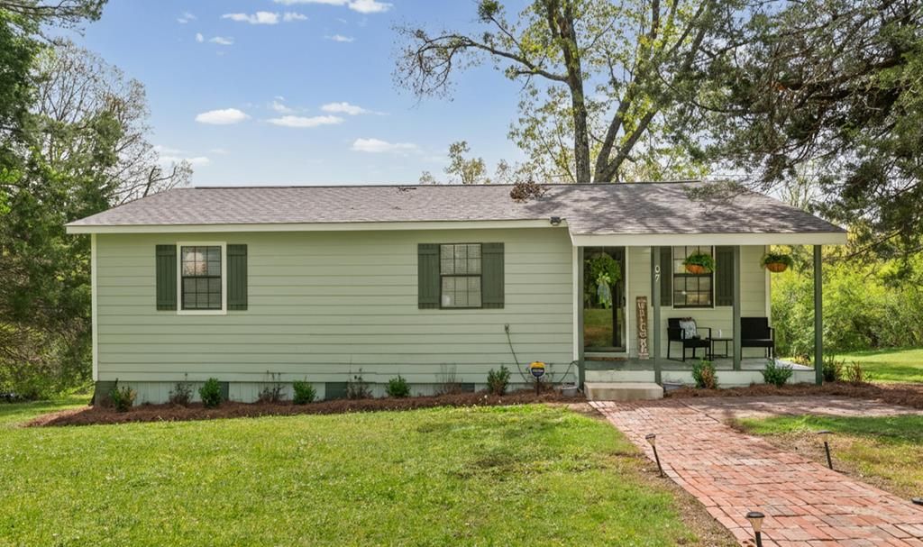 Photo of 7 County Road 370, OXFORD, MS 38655 (MLS # 167145)