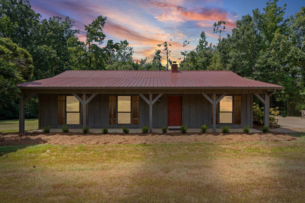Photo of OXFORD, MS 38655 (MLS # 168257)