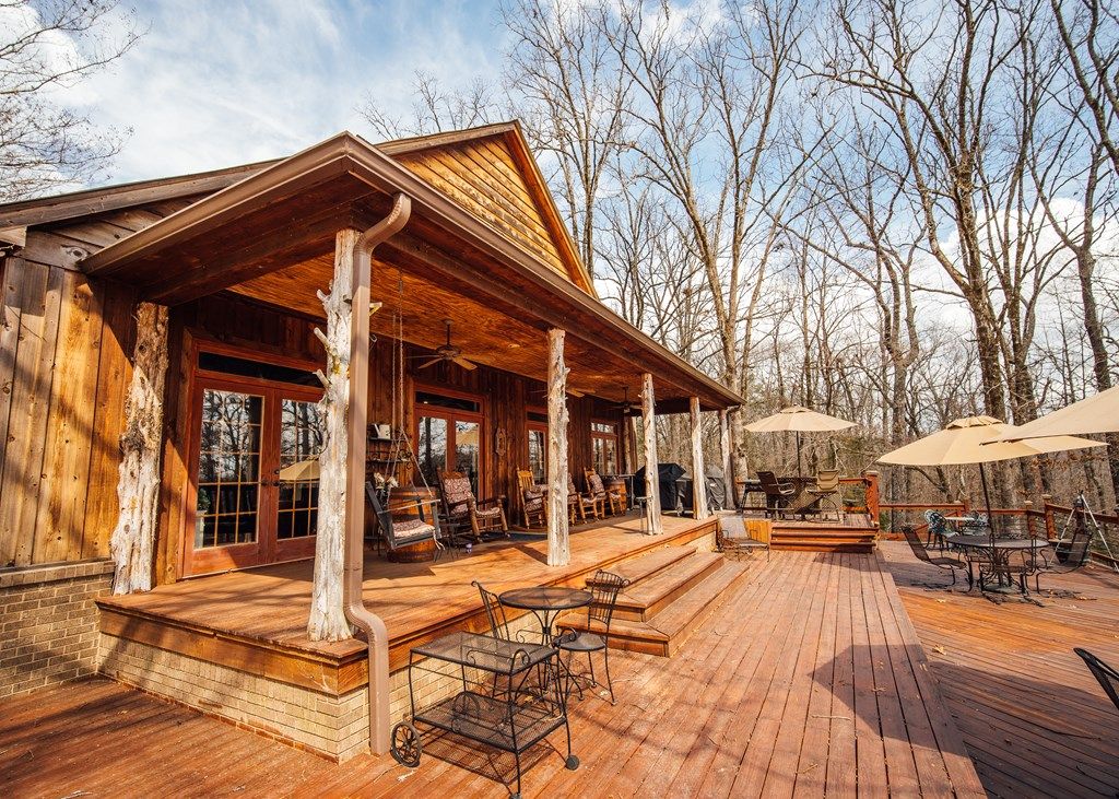 Photo of 66 County Road 517, COMO, MS 38619 (MLS # 166819)