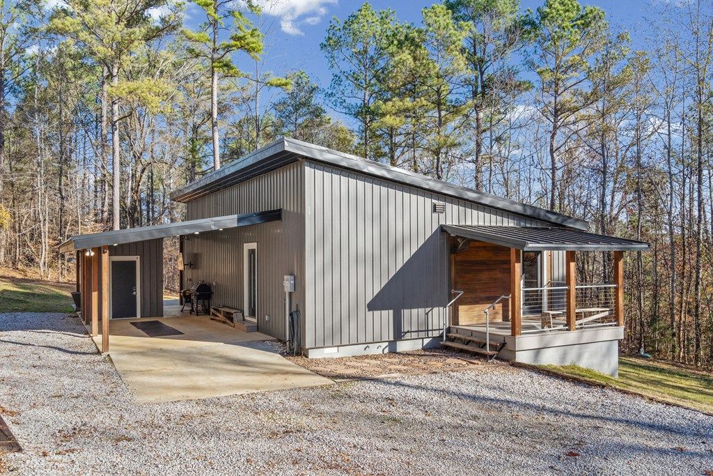 Photo of 712 Old Taylor Rd, TAYLOR, MS 38673 (MLS # 162288)