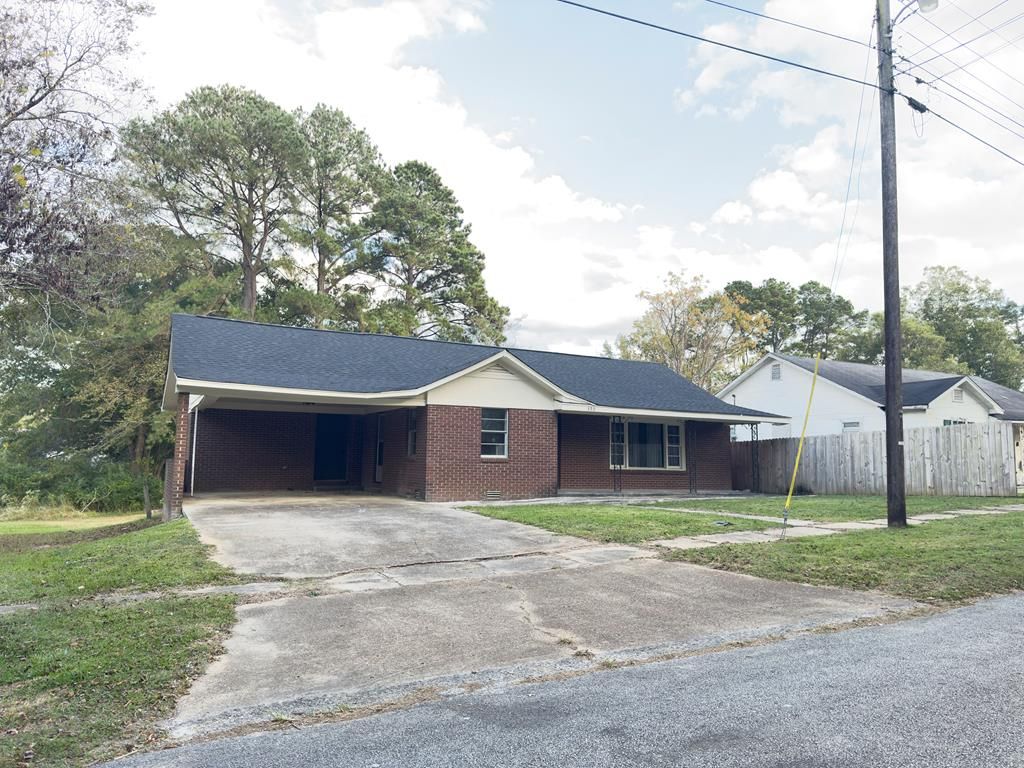 Photo of 302 N. Main Ext, CALHOUN CITY, MS 38916 (MLS # 161957)