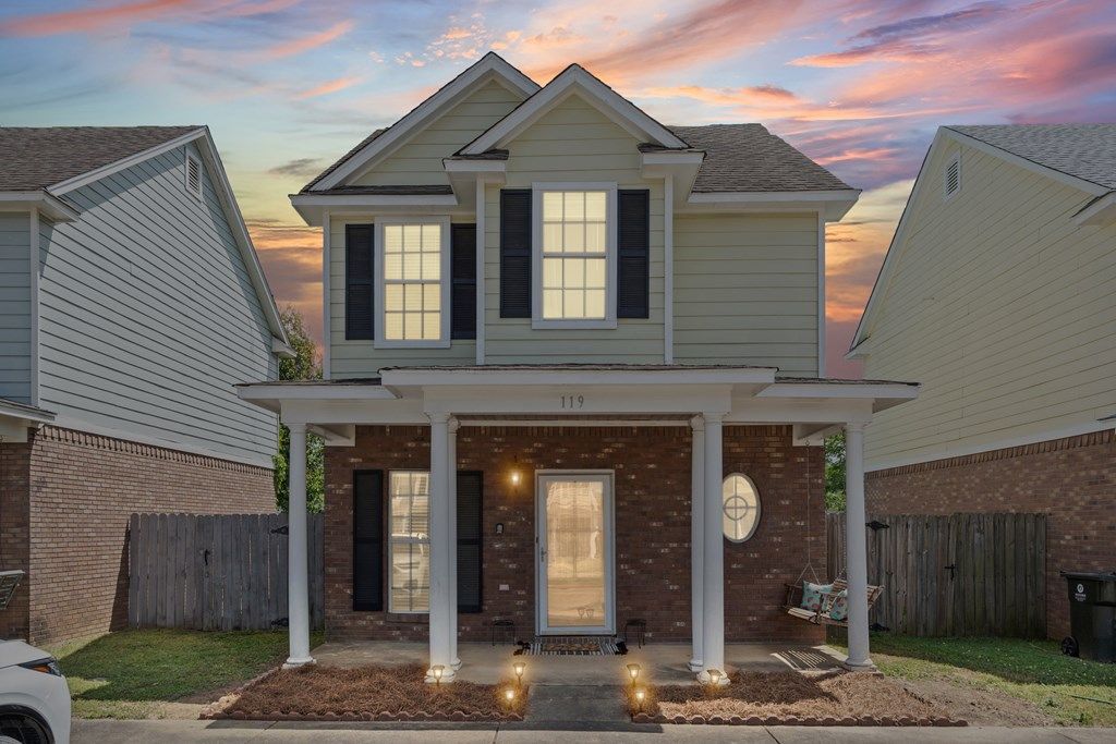 Photo of 119 Greystone, OXFORD, MS 38655 (MLS # 167252)